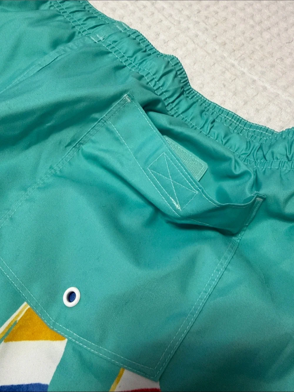 Aqua and Navy Sailboat Print Men’s Old Navy Swim Trunks New Size XXL